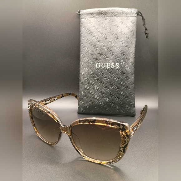 Guess Accessories - Guess Brown Patterned Sunglasses